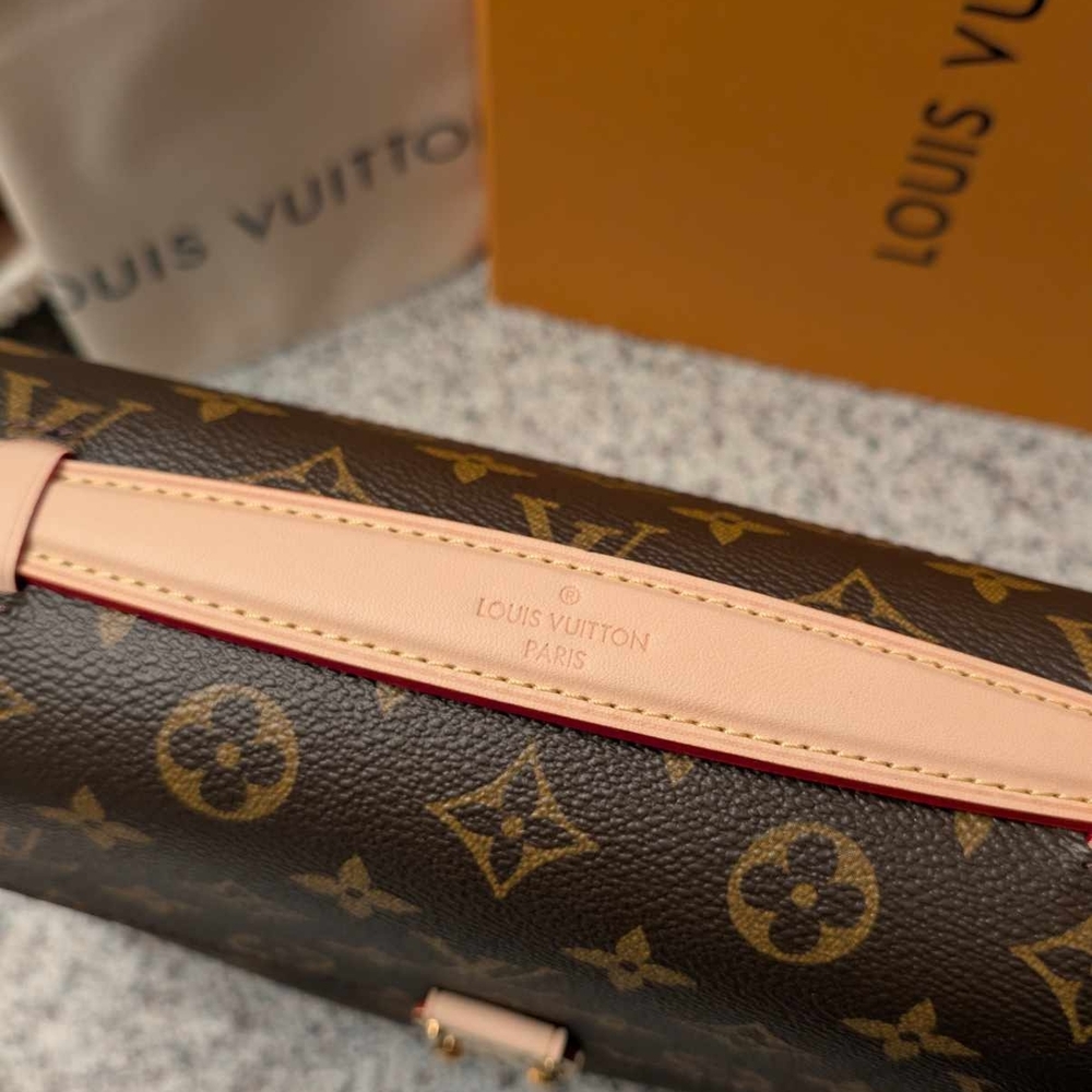 Louis Vuitton Brown Pochette Metis - Picture 6 of 12